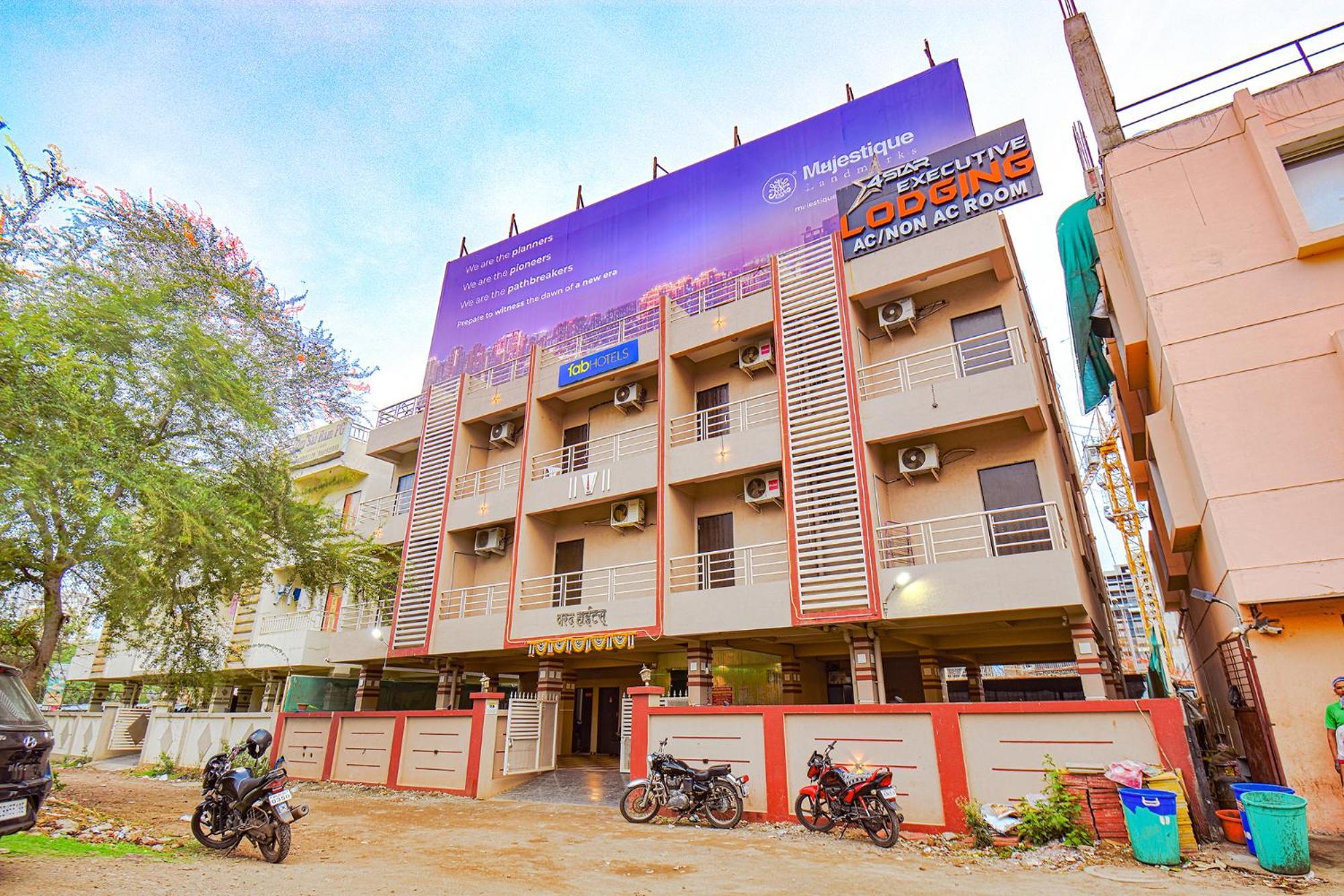 Hotel Fabexpress 4 Star Executive - Nr World Trade Center 3*